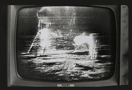 moonTV.jpg